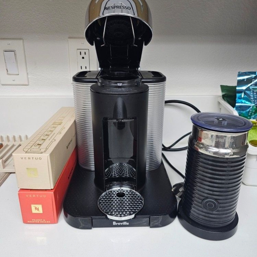 Nespresso Chrome and Black Coffee Machine with Milk Frother - Picture 2 of 4